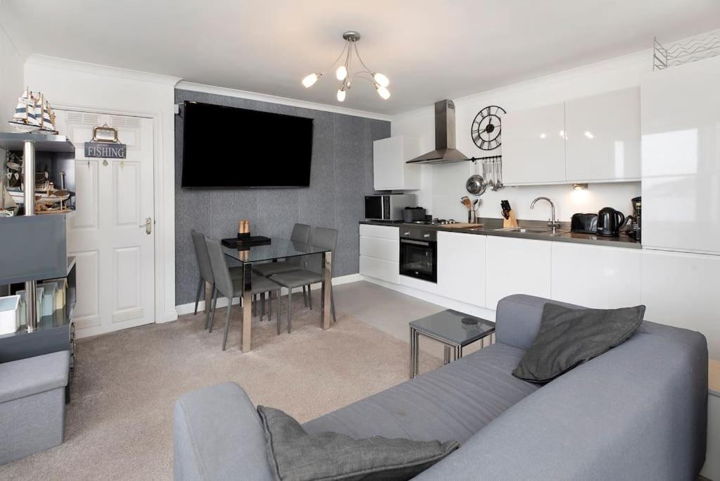 Beach Front Flat Shaldon With Parking Eksteriør billede